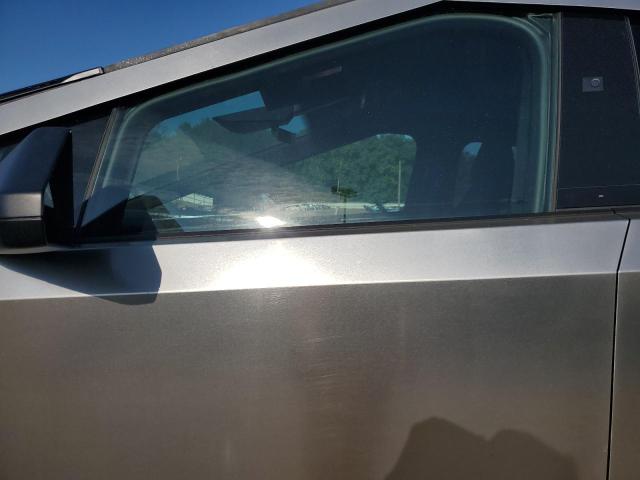 2024 TESLA CYBERTRUCK 7G2CEHED5RA032007