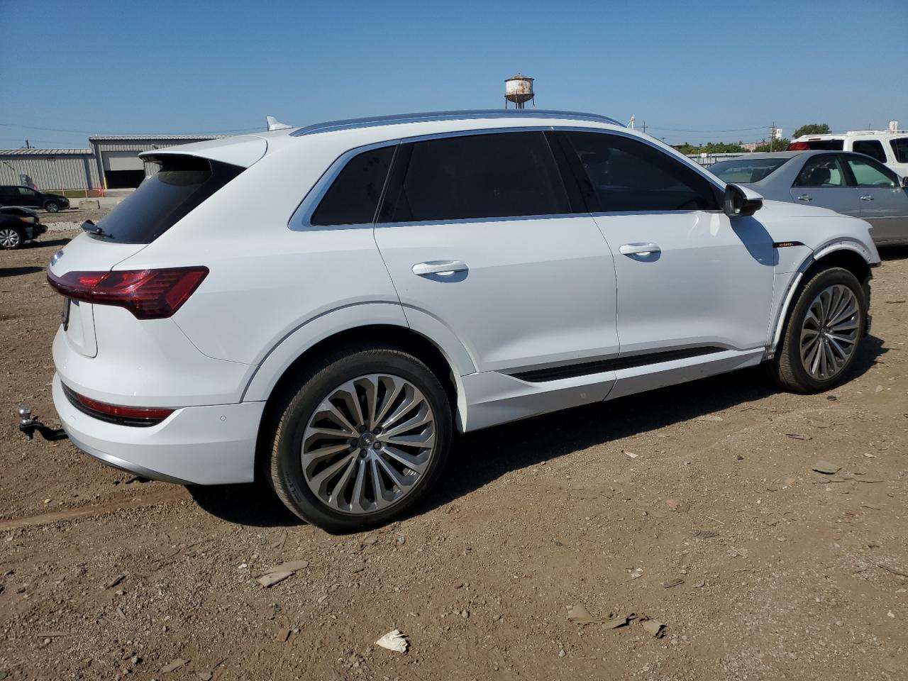 AUDI E-TRON PRESTIGE