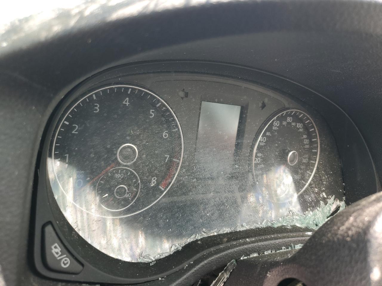 VOLKSWAGEN PASSAT SE