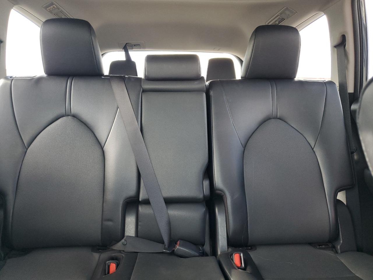 TOYOTA HIGHLANDER XLE