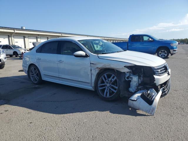 2017 VOLKSWAGEN PASSAT R-L 1VWDT7A36HC001655