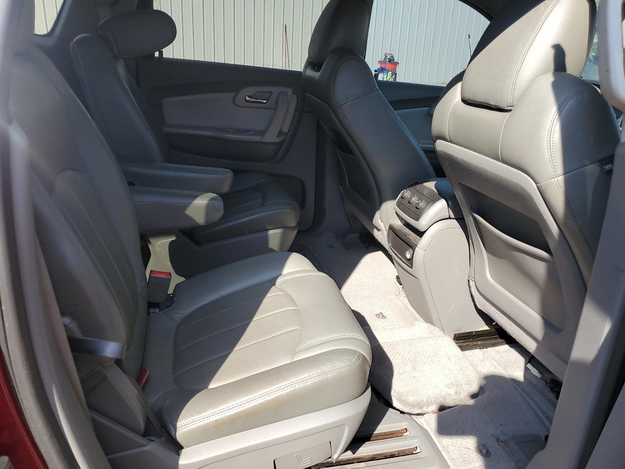 CHEVROLET TRAVERSE LT