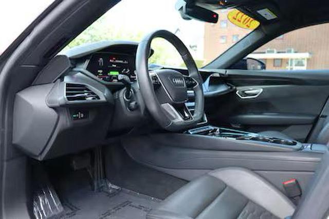 2022 AUDI E-TRON GT WAUEJBFWXN7003204