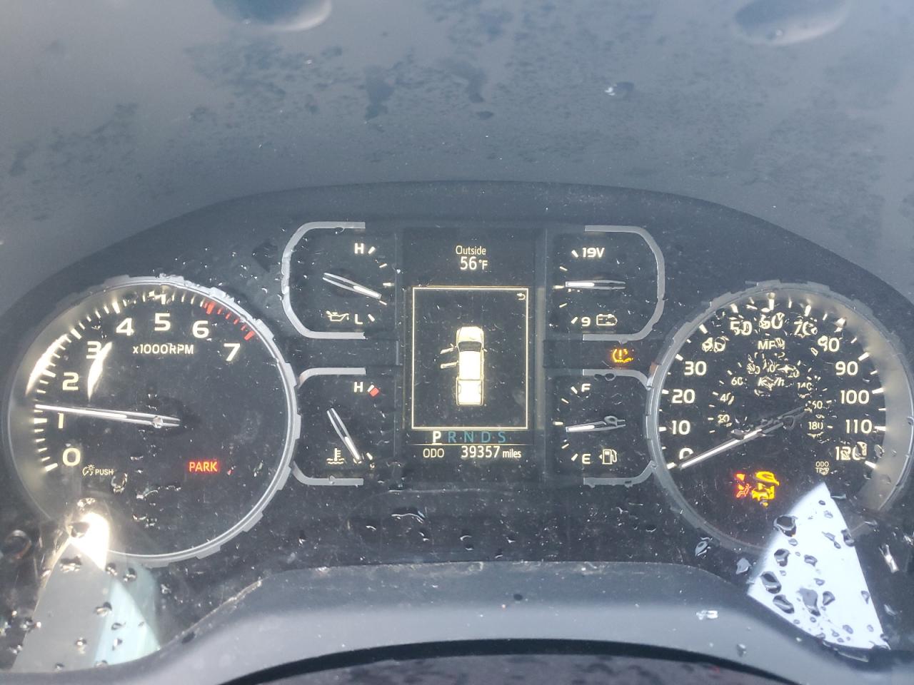 TOYOTA TUNDRA CREWMAX SR5