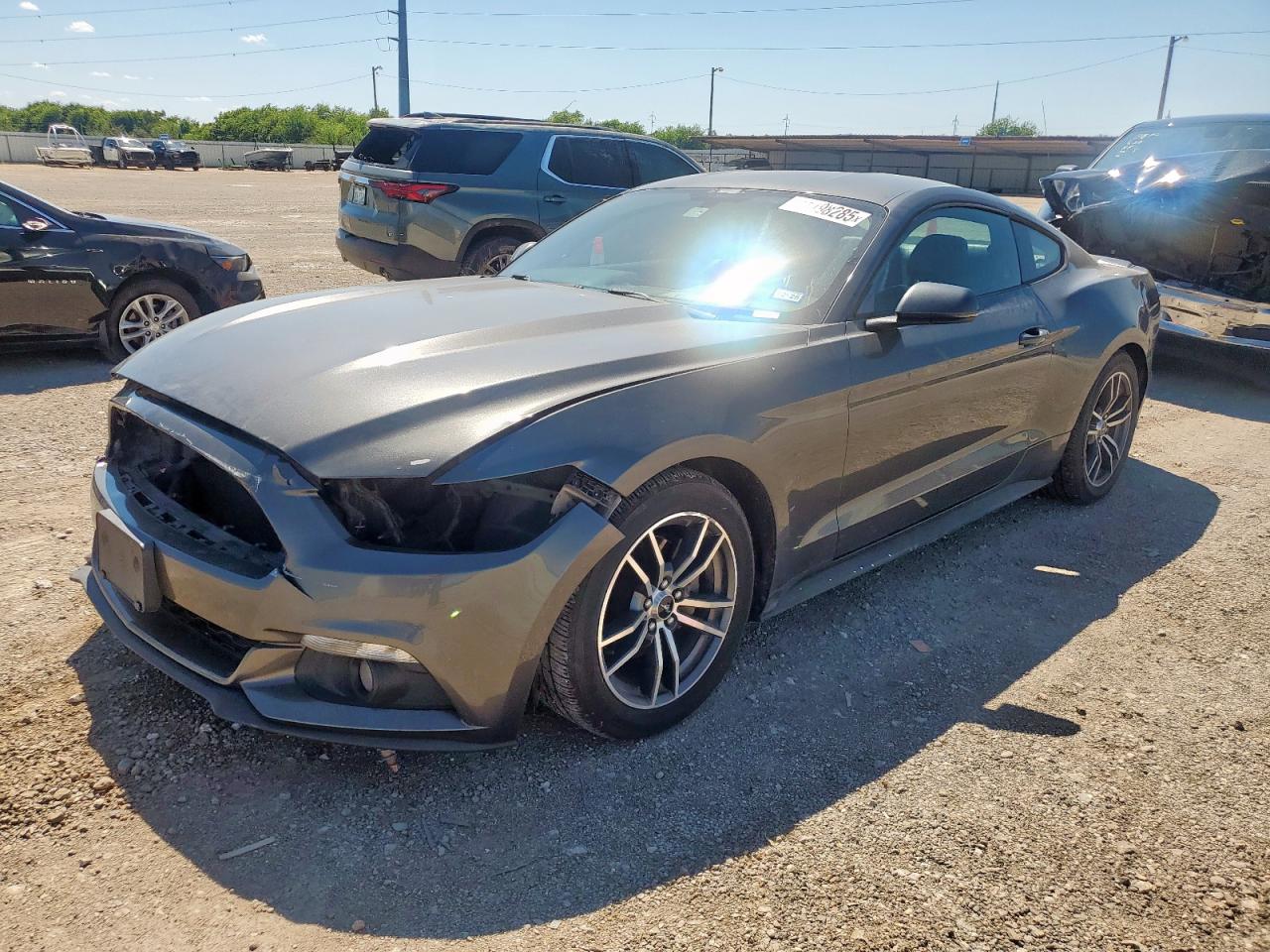 FORD MUSTANG