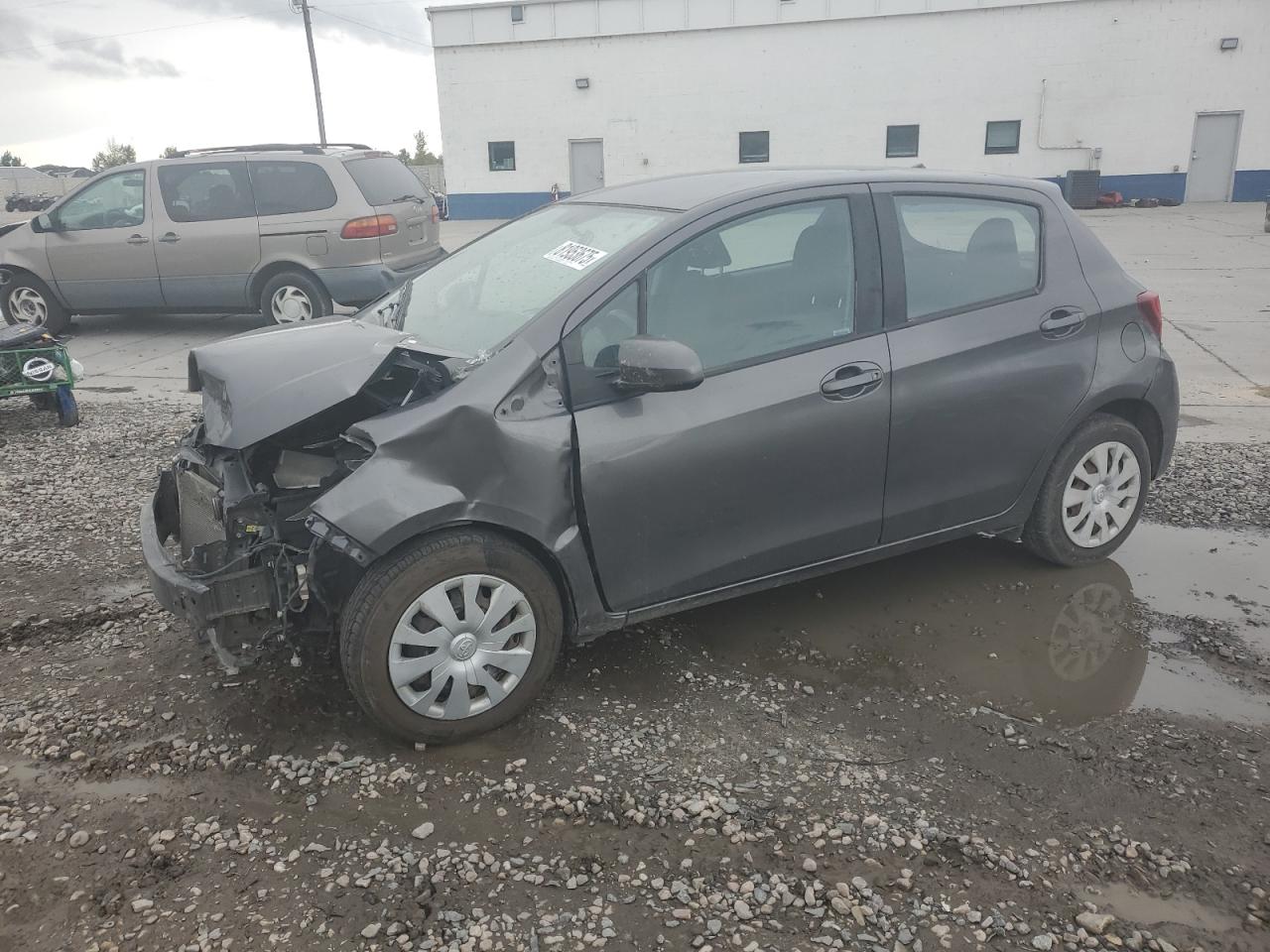  Salvage Toyota Yaris