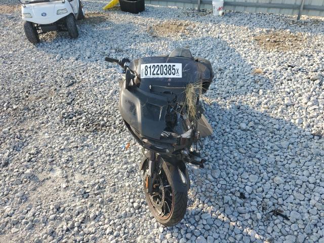 2023 INDIAN MOTORCYCLE CO. CHALLENGER DARK HORSE - 56KLCCRR6P3423658