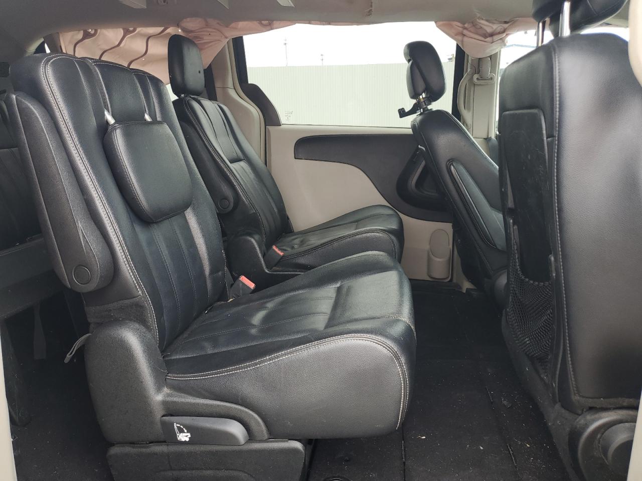 CHRYSLER TOWN & COUNTRY TOURING