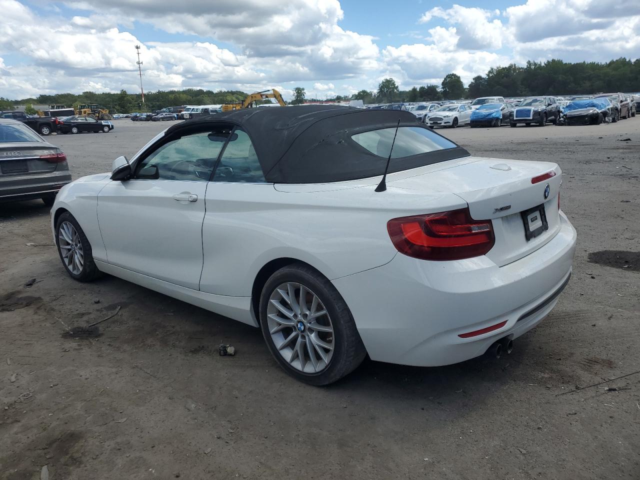 BMW 2 SERIES XI SULEV