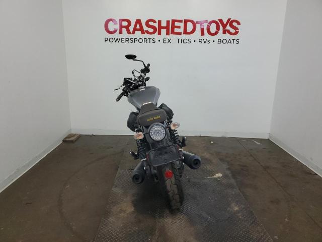 2022 MOTO GUZZI V9 BOBBER #3281595415