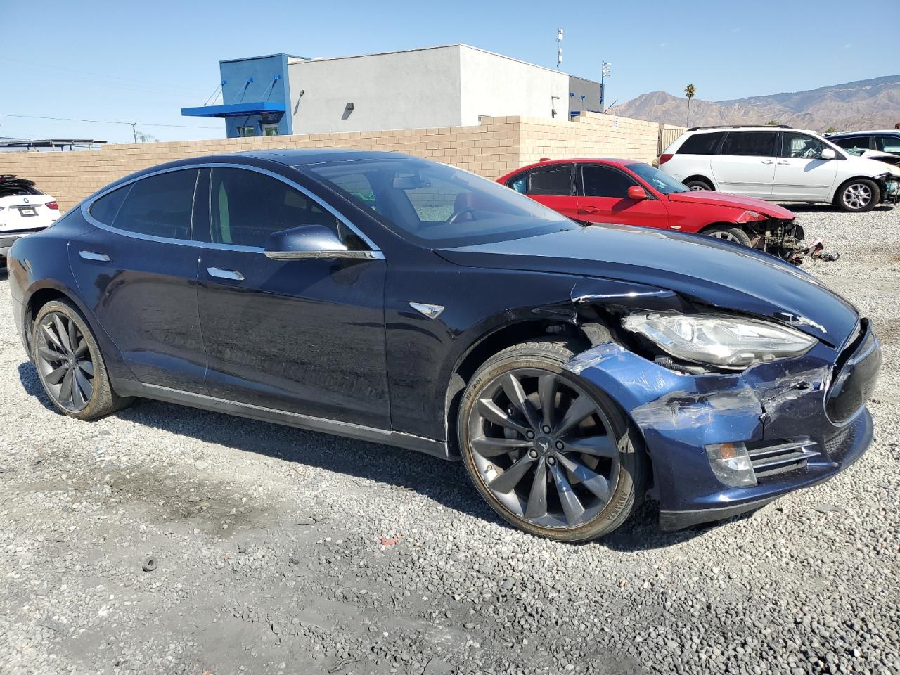 TESLA MODEL S
