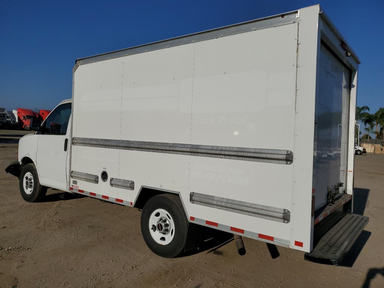 GMC SAVANA CUTAWAY G3500