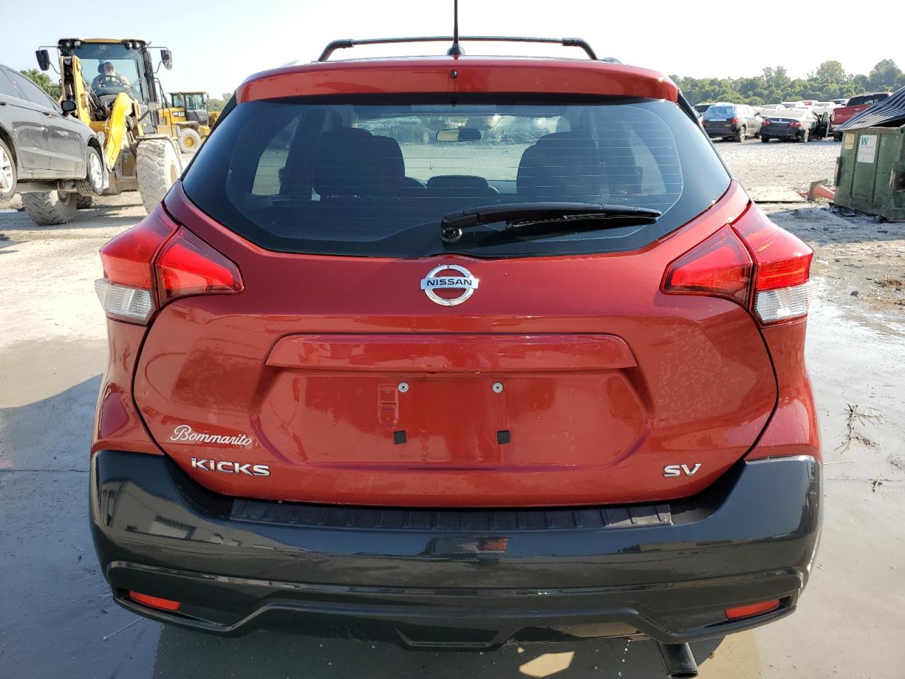 NISSAN KICKS S