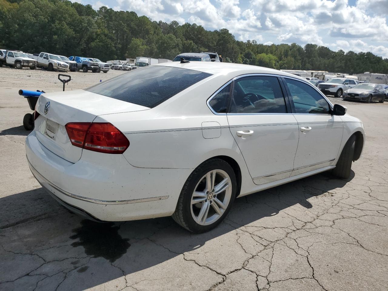 VOLKSWAGEN PASSAT SEL