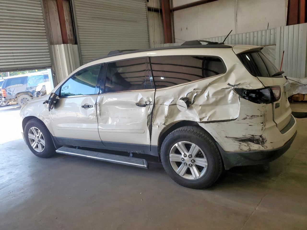 CHEVROLET TRAVERSE LT