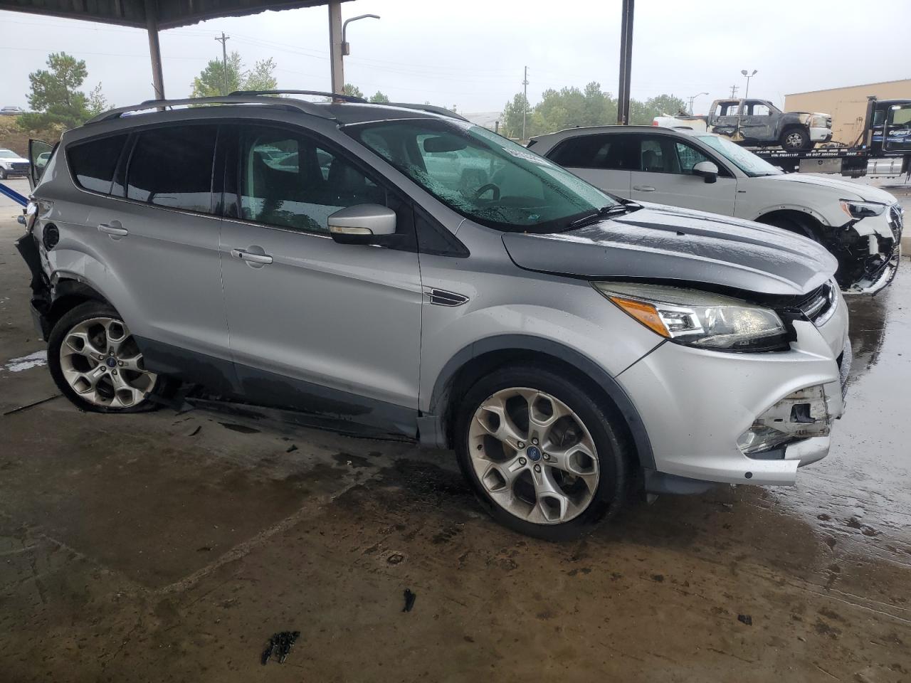 FORD ESCAPE TITANIUM