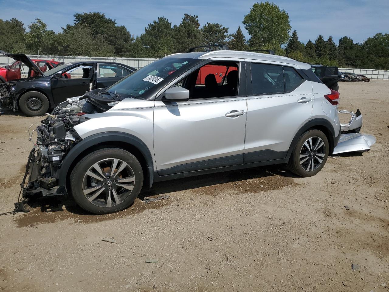 NISSAN KICKS S