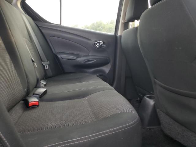 2019 NISSAN VERSA S 3N1CN7AP2KL863555