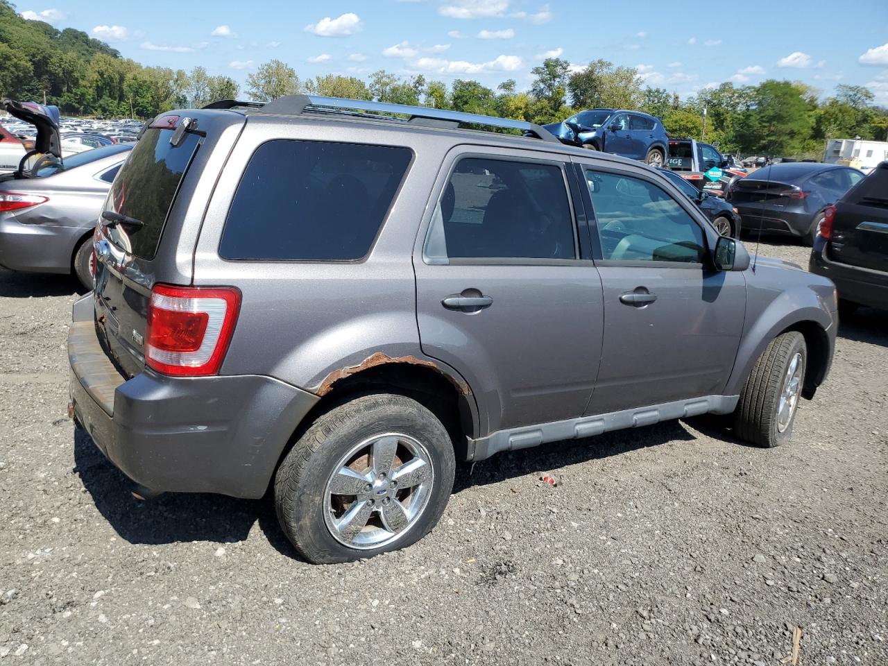 FORD ESCAPE LIMITED