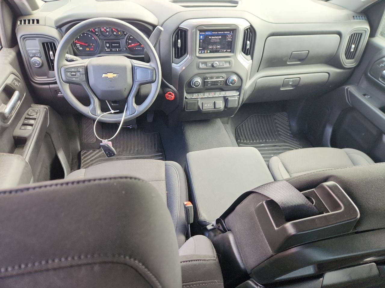 CHEVROLET SILVERADO C1500 CUSTOM