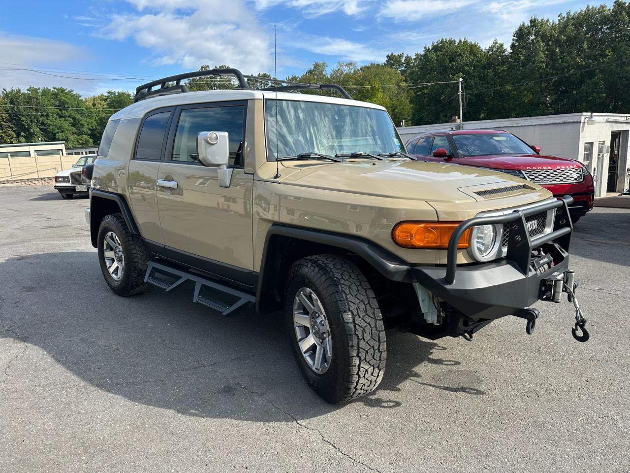 TOYOTA FJ CRUISER