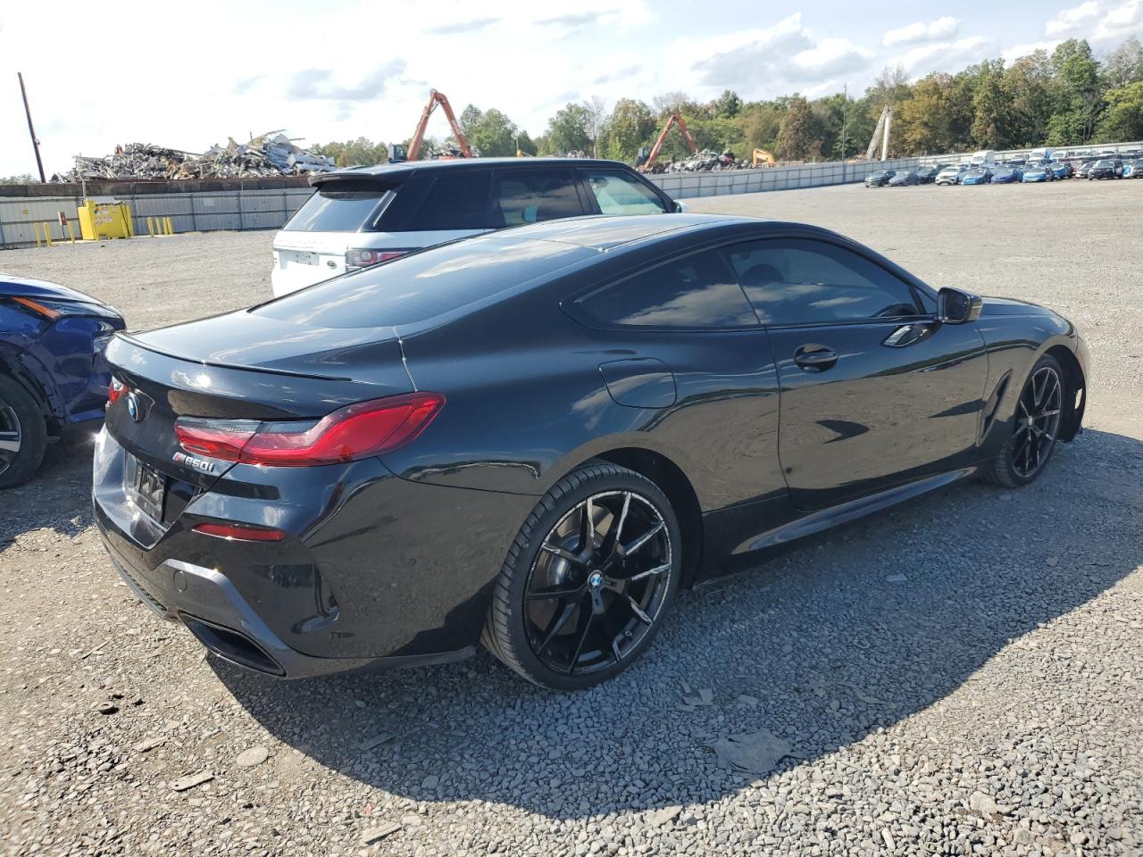 BMW M8 M850XI