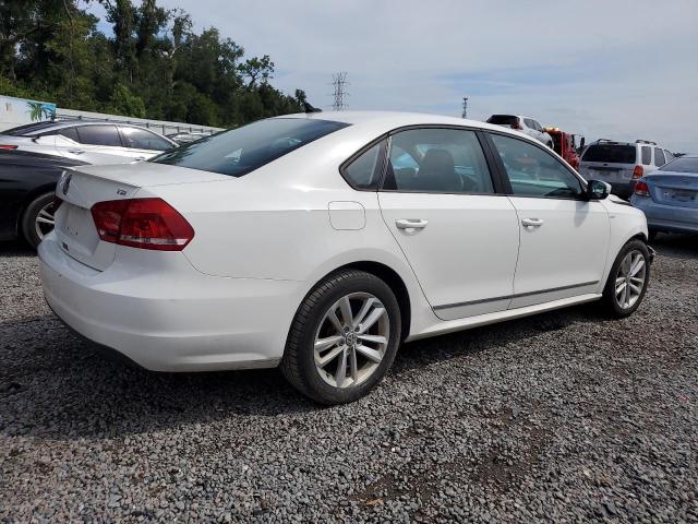 2015 VOLKSWAGEN PASSAT S 1VWAS7A30FC006417