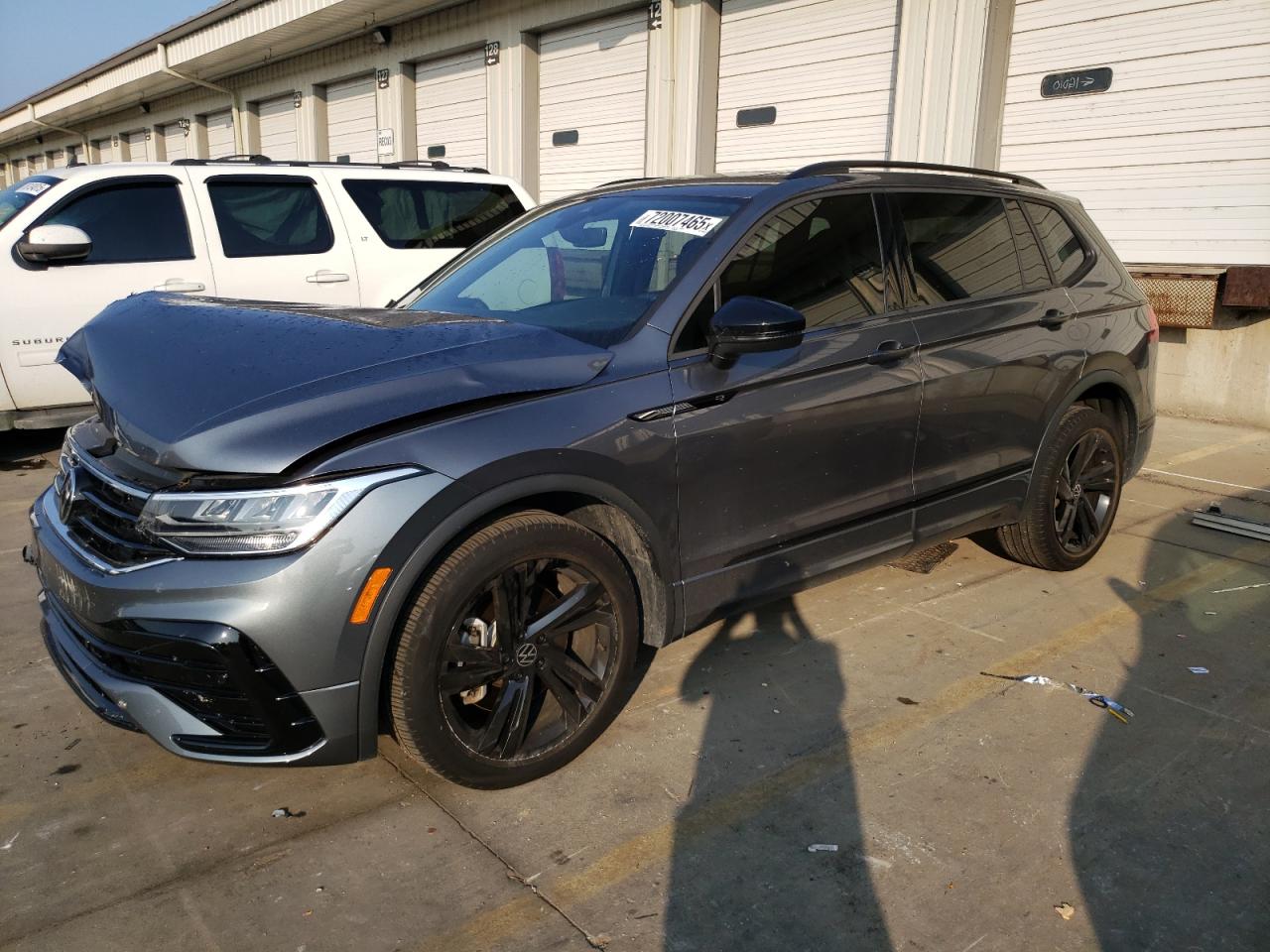 VOLKSWAGEN TIGUAN SE R-LINE BLACK