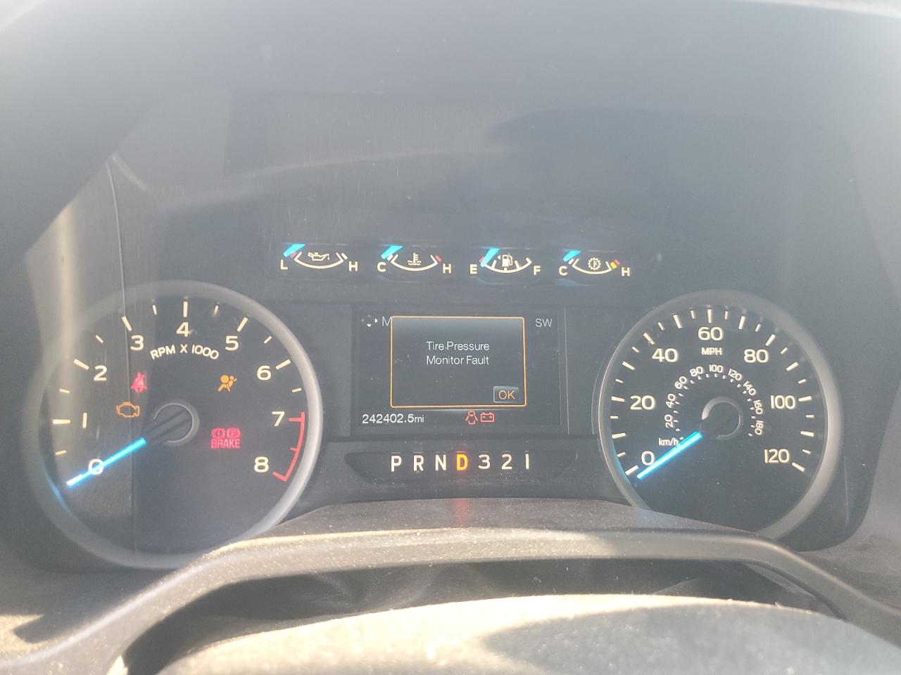 FORD F-150 SUPER CAB