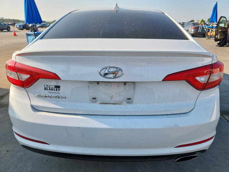2017 HYUNDAI SONATA SE 5NPE24AF9HH452358