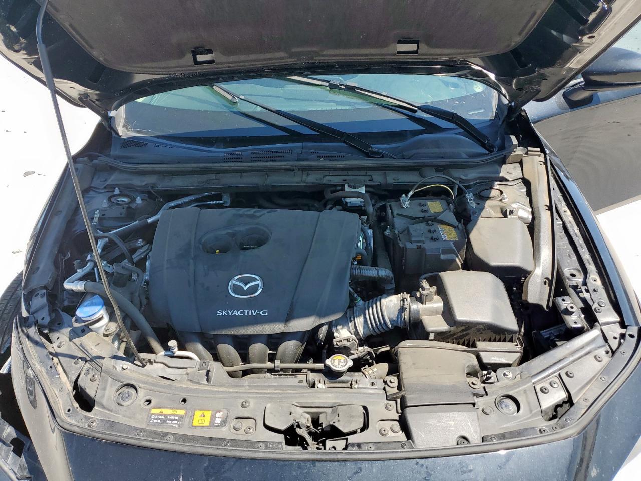 MAZDA 3 PREFERRED PLUS