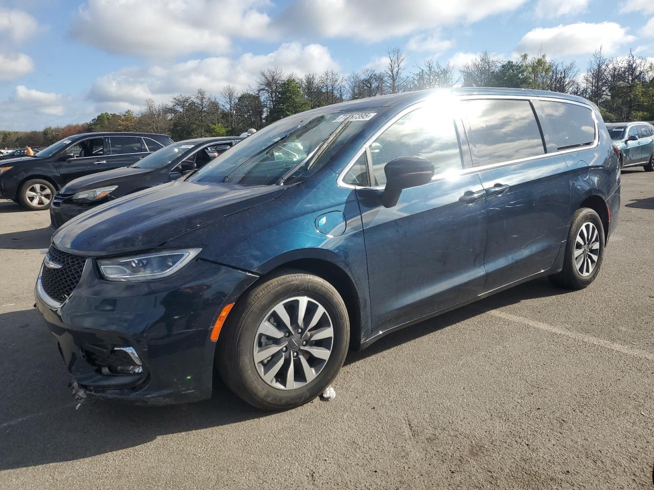 CHRYSLER PACIFICA HYBRID TOURING L
