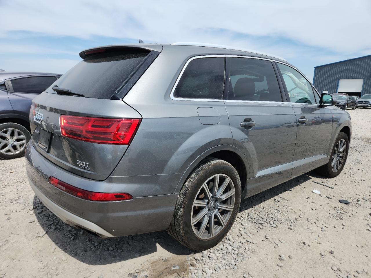 AUDI Q7 PREMIUM PLUS