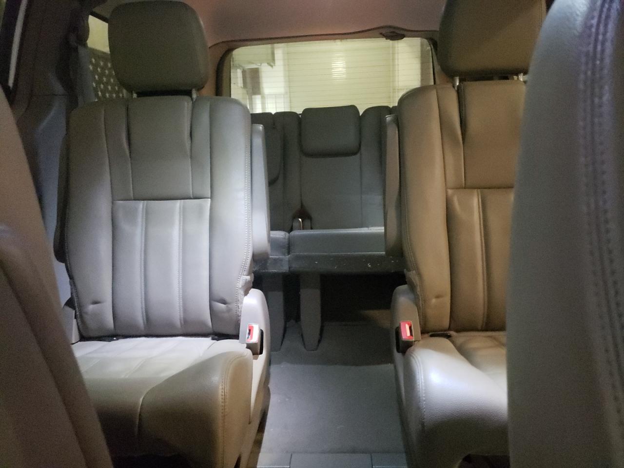 CHRYSLER TOWN & COUNTRY TOURING