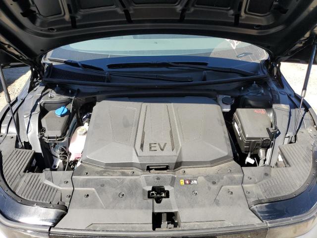 2025 HYUNDAI IONIQ 5 SE #3309176616