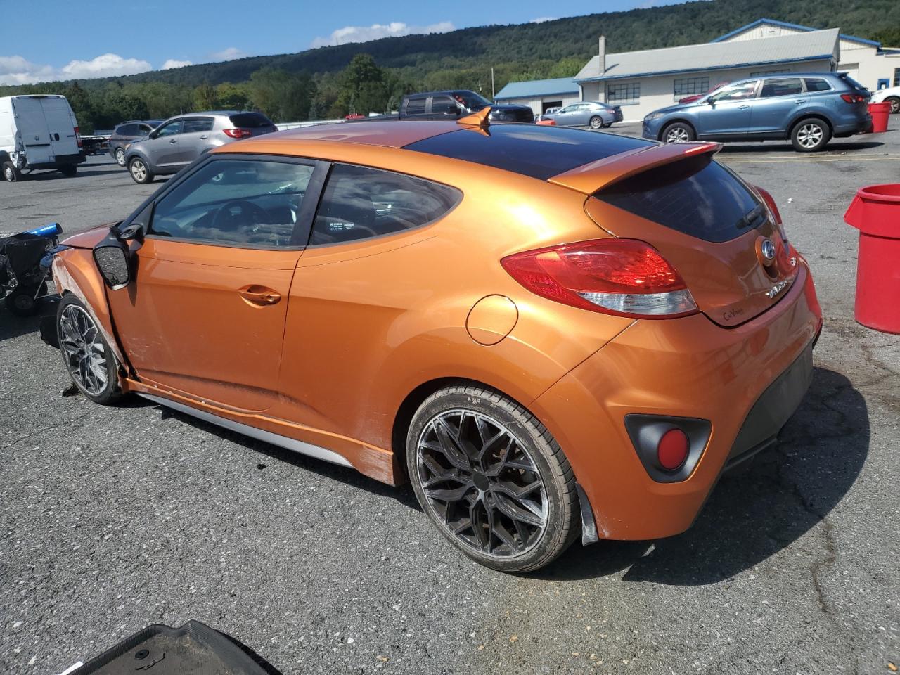 HYUNDAI VELOSTER TURBO