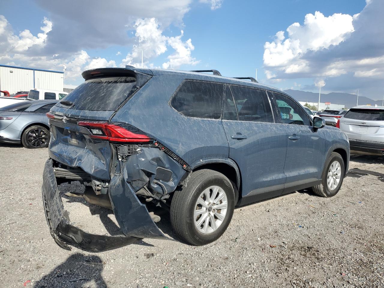 TOYOTA HIGHLANDER XLE