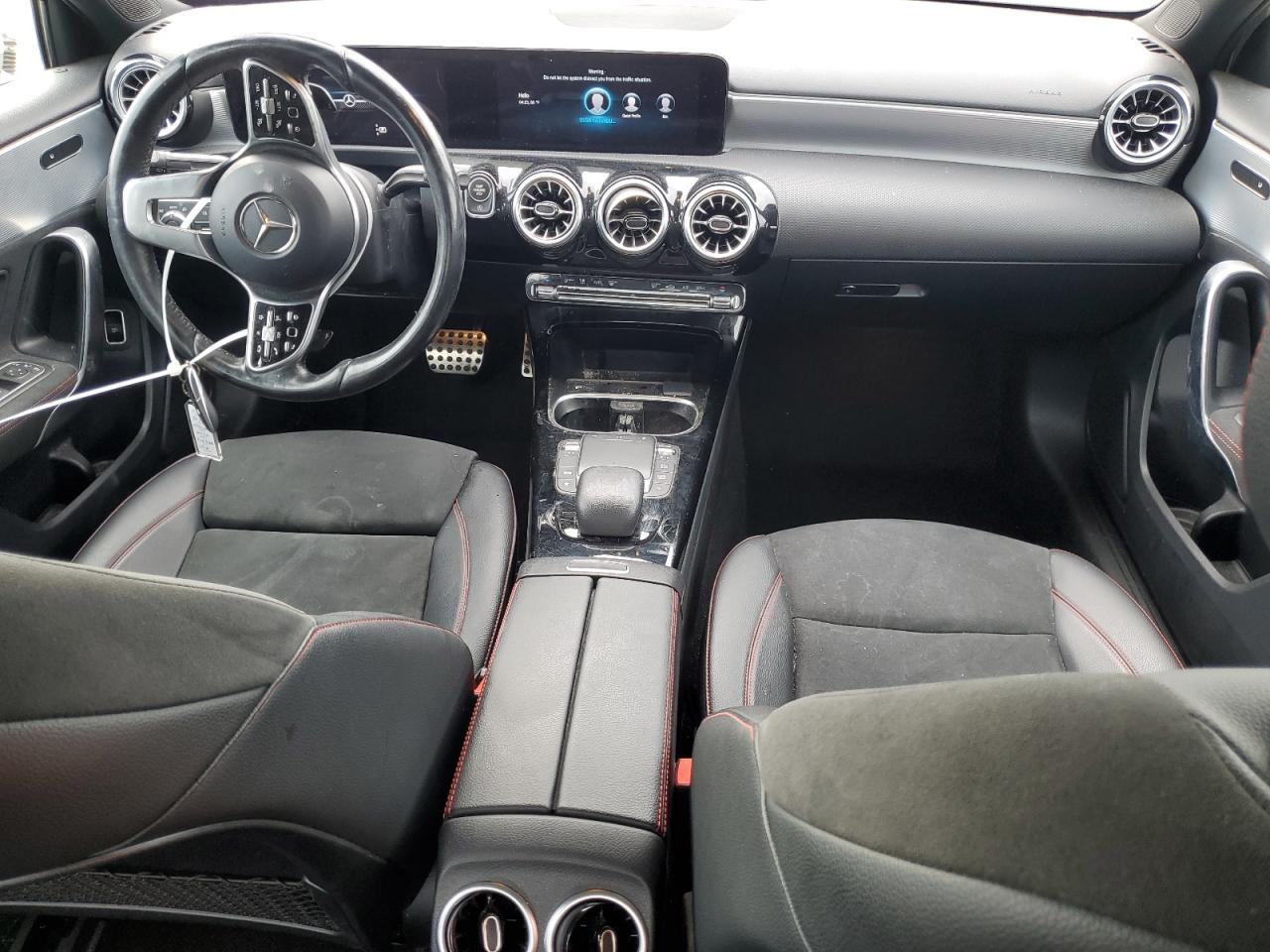 MERCEDES-BENZ A-CLASS 220 4MATIC