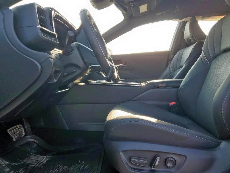 2025 TOYOTA CROWN SIGNIA XLE - JTDACAAJ1S3027265