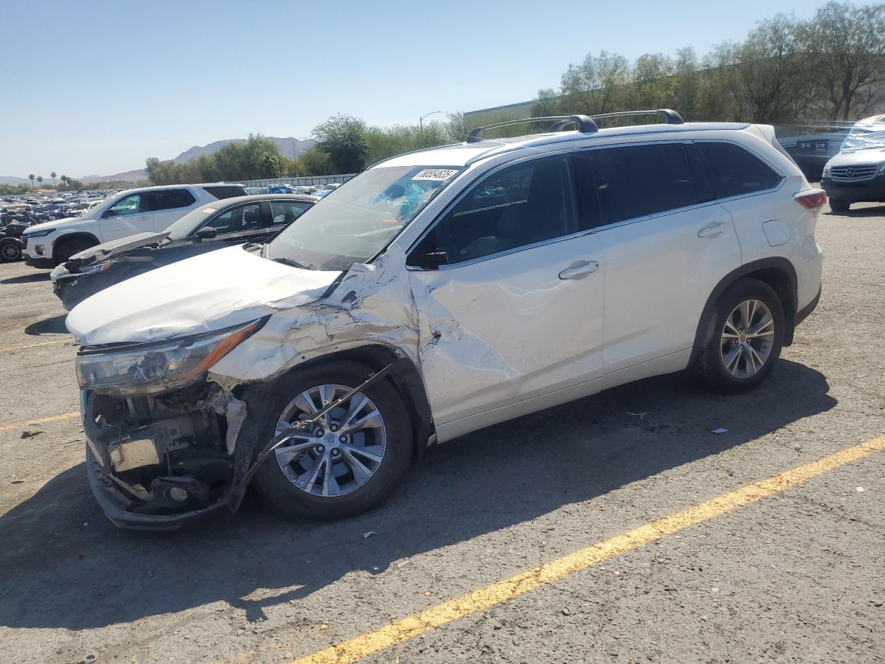 TOYOTA HIGHLANDER XLE