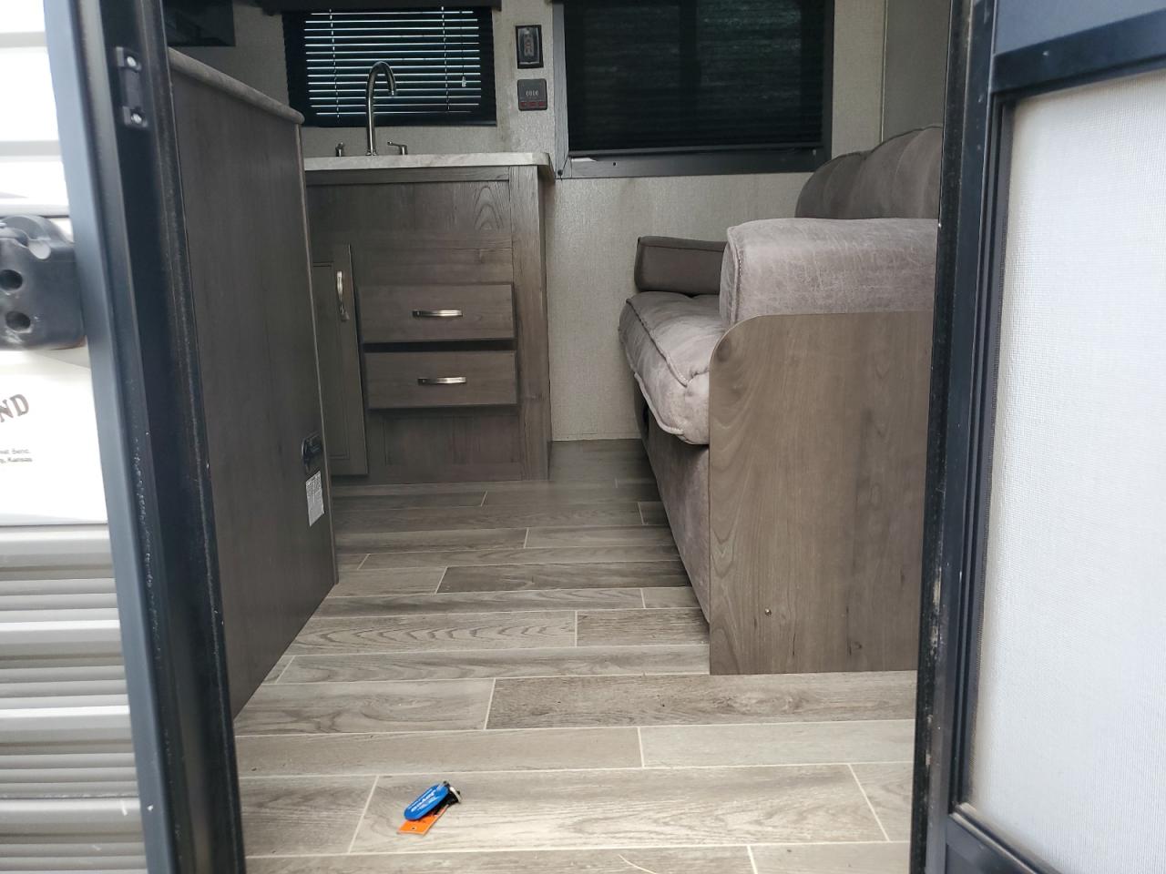 Lot #3262900916 2021 JAYCEE JAYCO