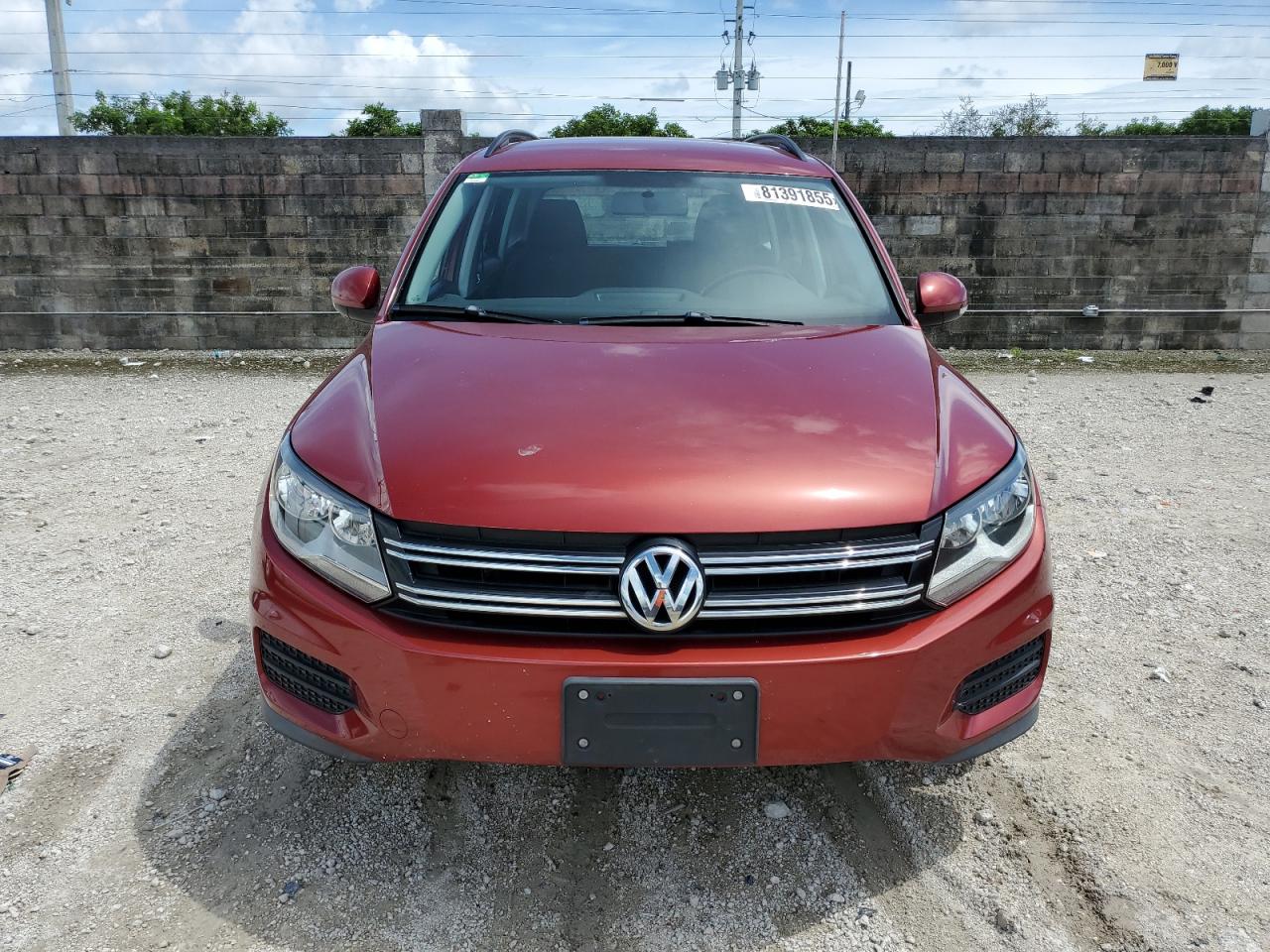 VOLKSWAGEN TIGUAN S