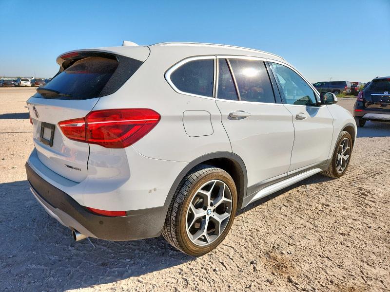 2018 BMW X1 XDRIVE28I WBXHT3C37J5L34471