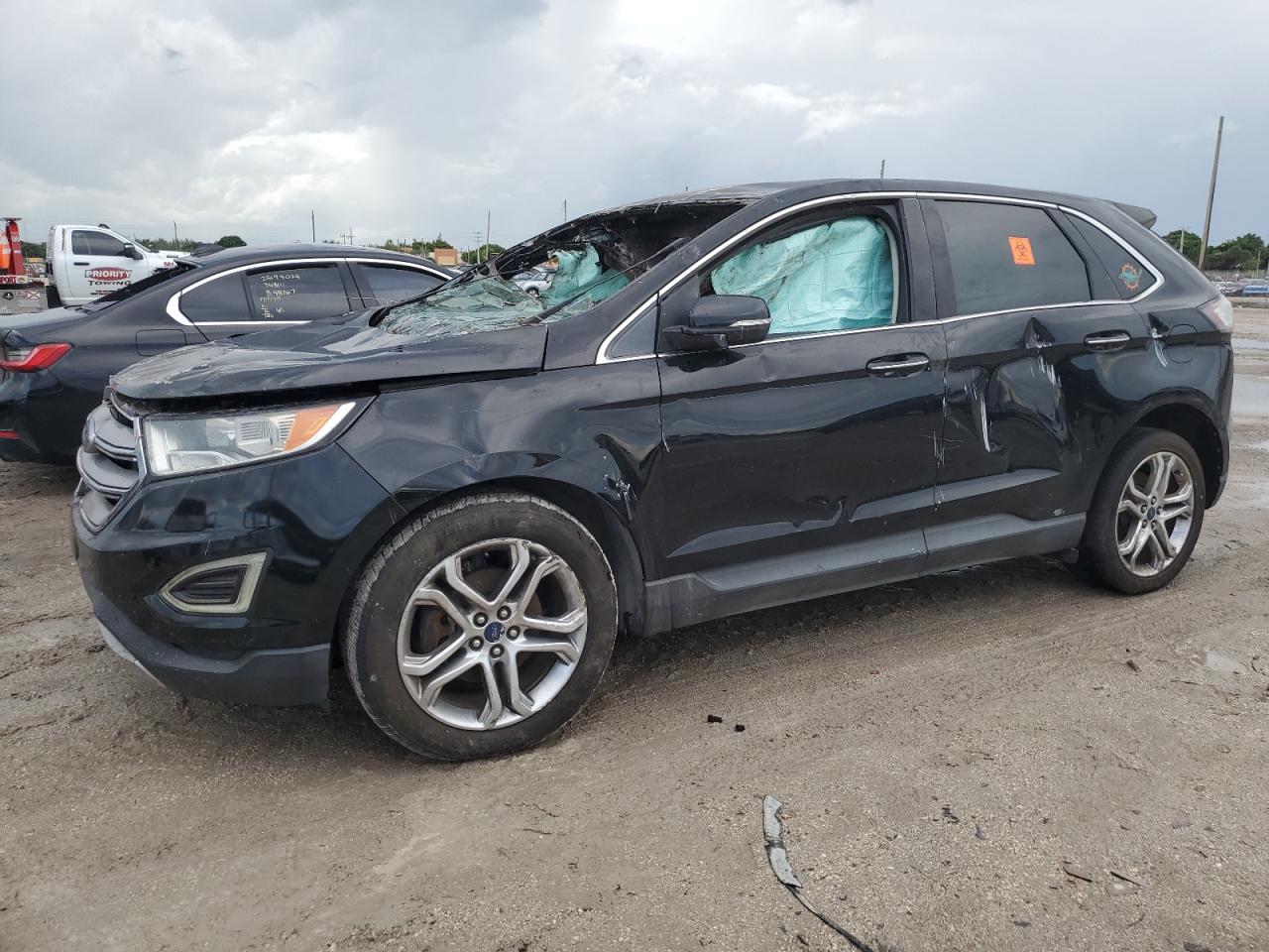 FORD EDGE TITANIUM