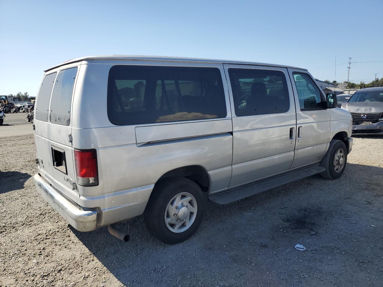 FORD ECONOLINE E150 WAGON