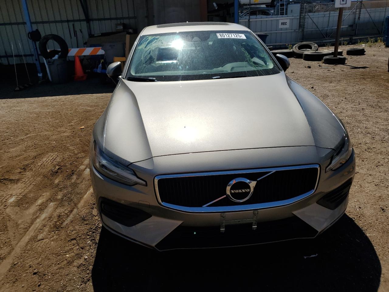VOLVO S60 T5 MOMENTUM