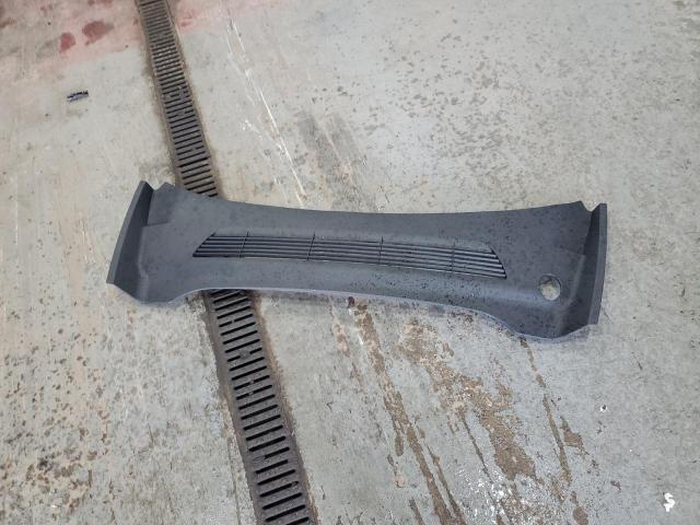 2024 TESLA MODEL Y 7SAYGAEE6RF037080