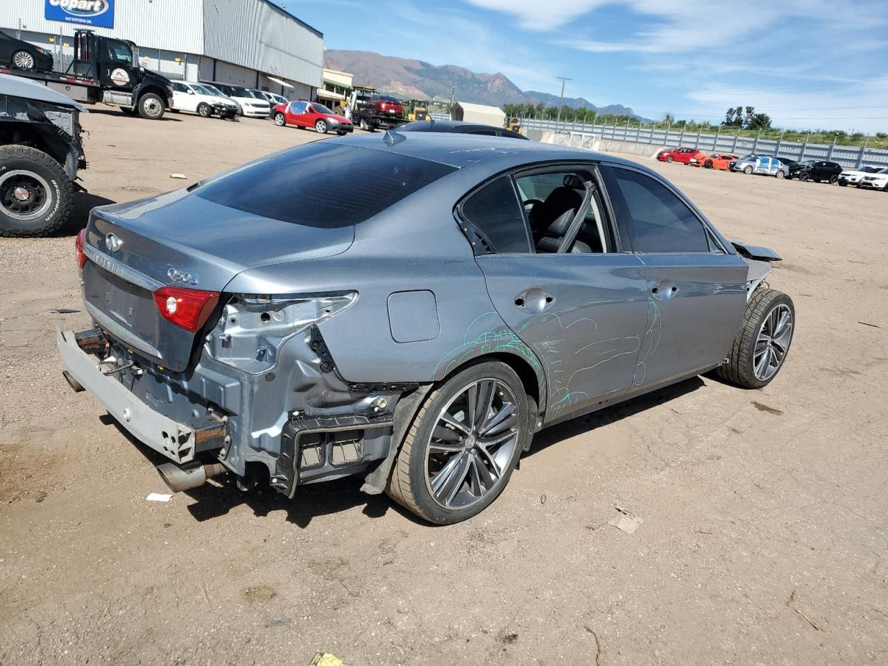 INFINITI Q50 HYBRID PREMIUM