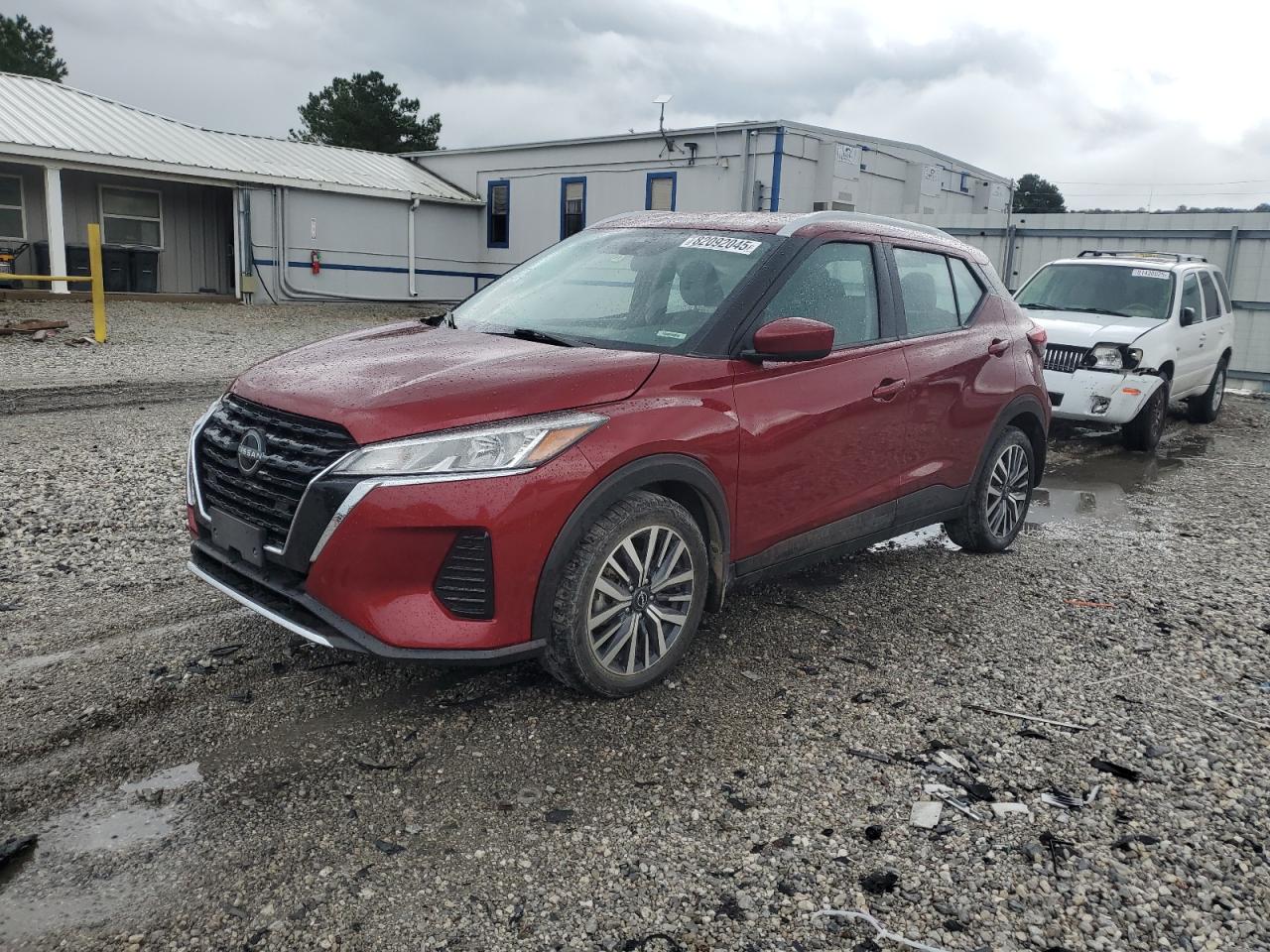 NISSAN KICKS SV