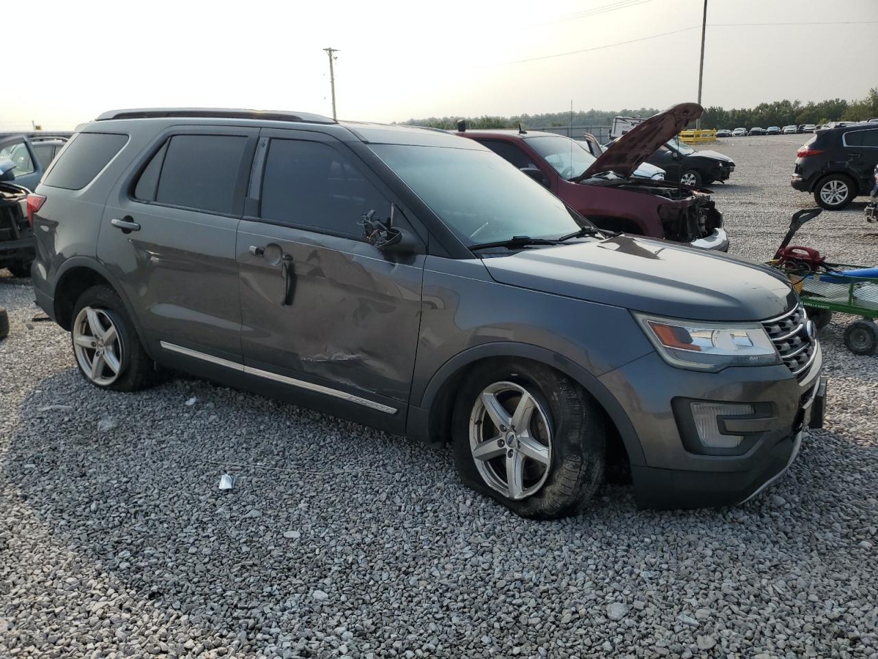FORD EXPLORER XLT